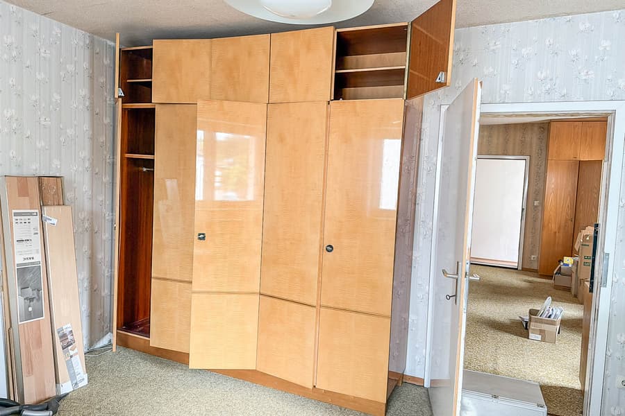 Schrank